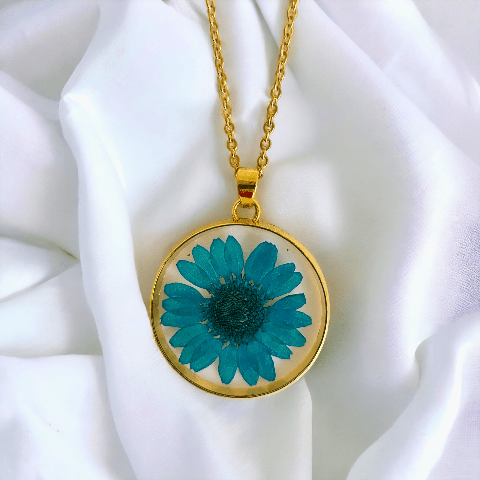 Blue Daisy Necklace | Real Flower Jewellery