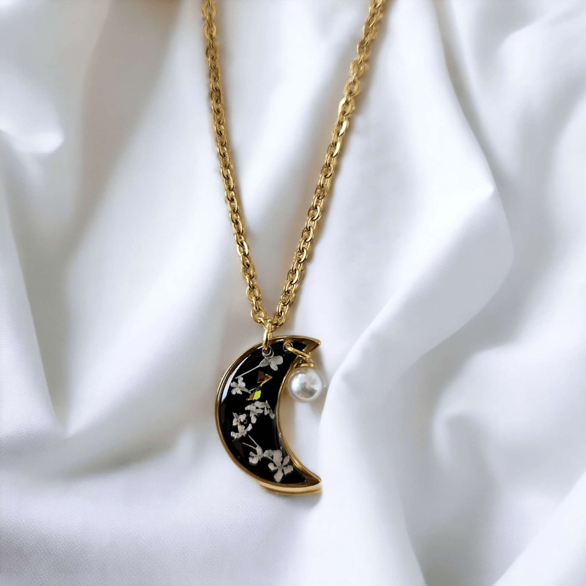 Celestial Moon Necklace | Real Flower Jewellery | Gifts for girlfriend and wife | Necklace for women