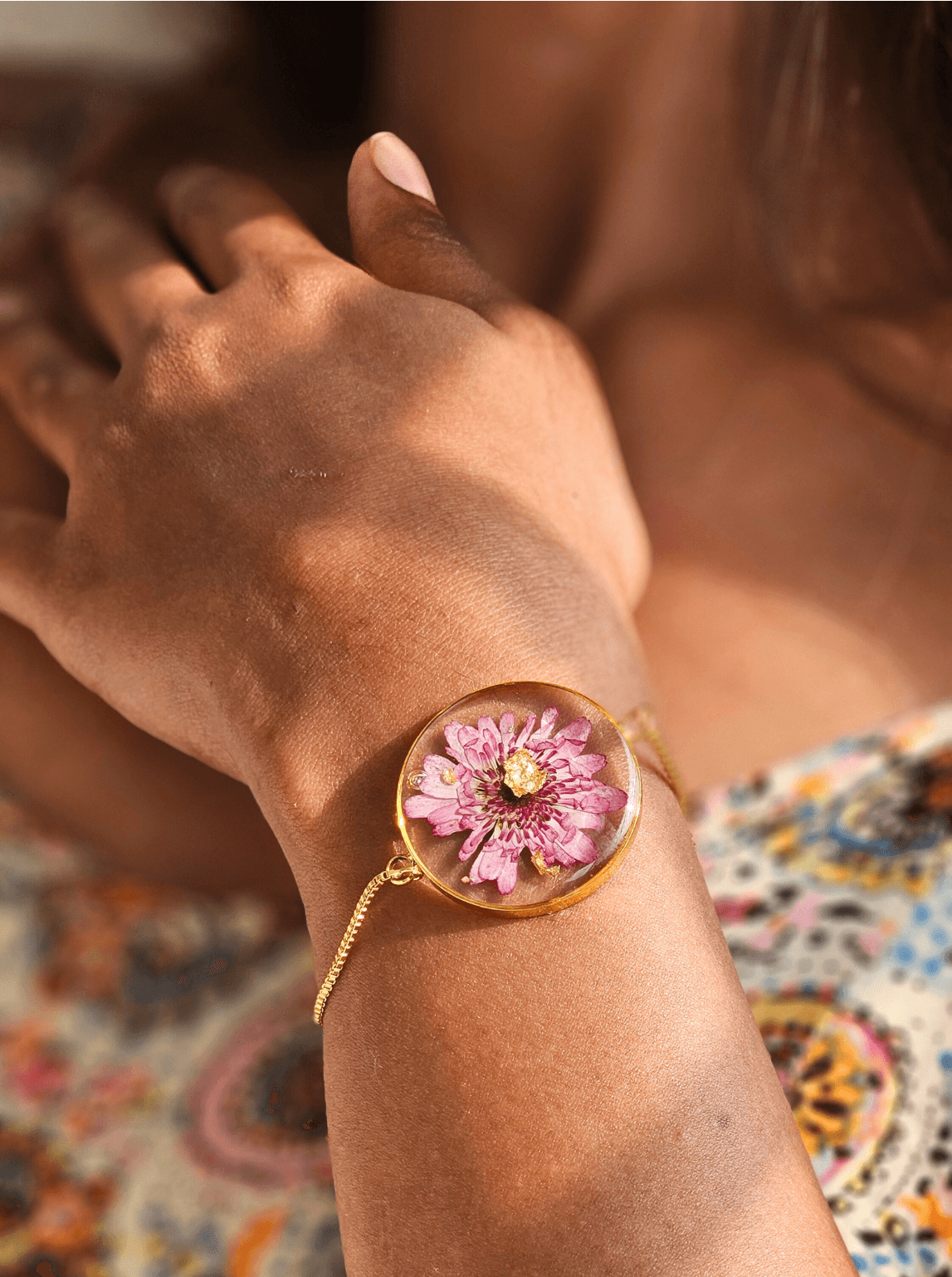 Chrysanthemum Bracelet | Real Flower Jewellery | Chrysanthemum Floral Bracelet | Elnorah Jewellery