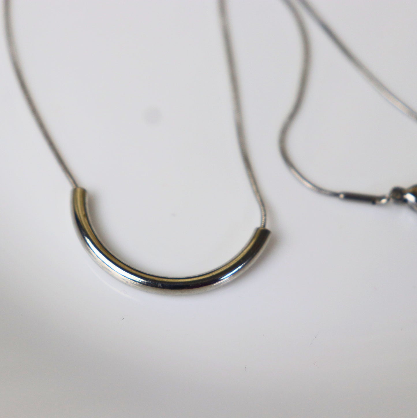 Eternal Curve Pendant | Waterproof stainless steel necklace for women