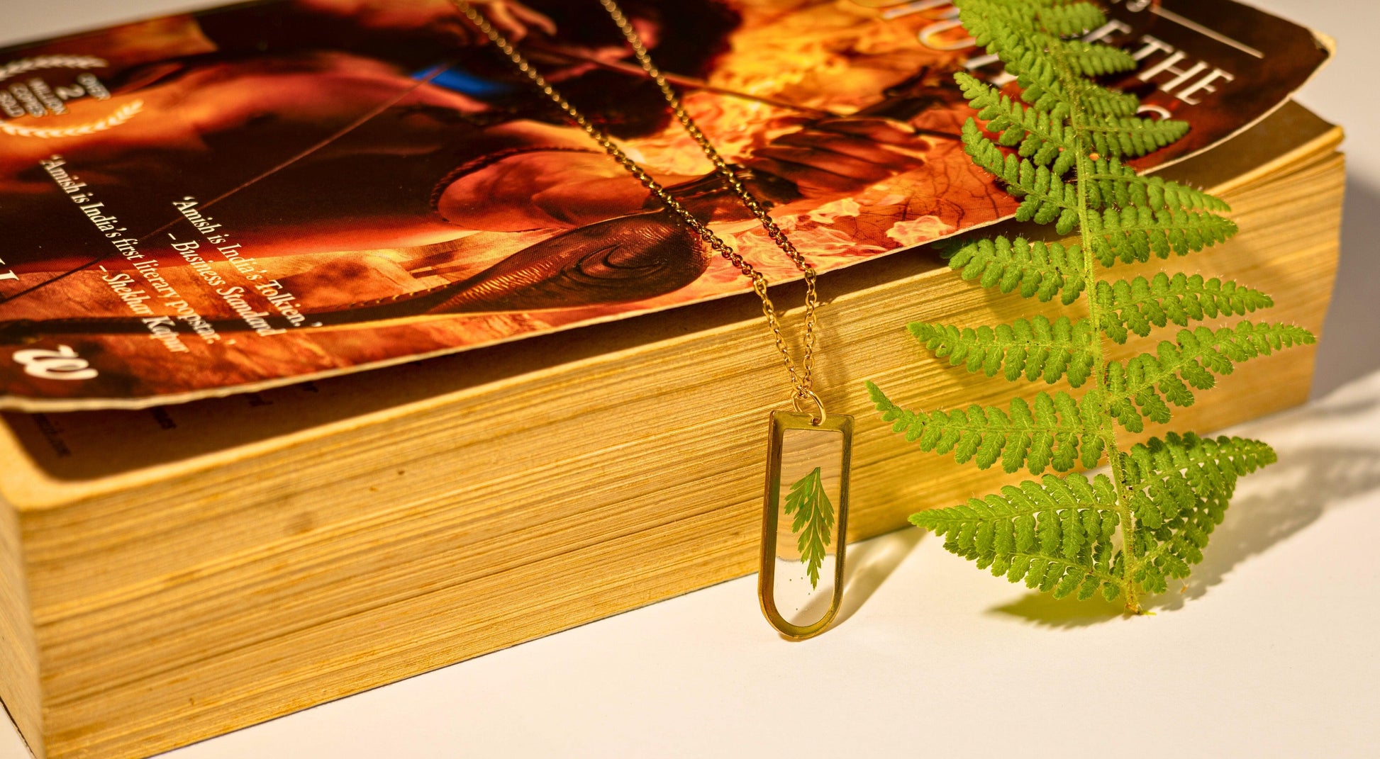 fern pendant with gold rim | Fern Pendant | Fern Necklace | Real Flower Jewellery | Elnorah Jewellery