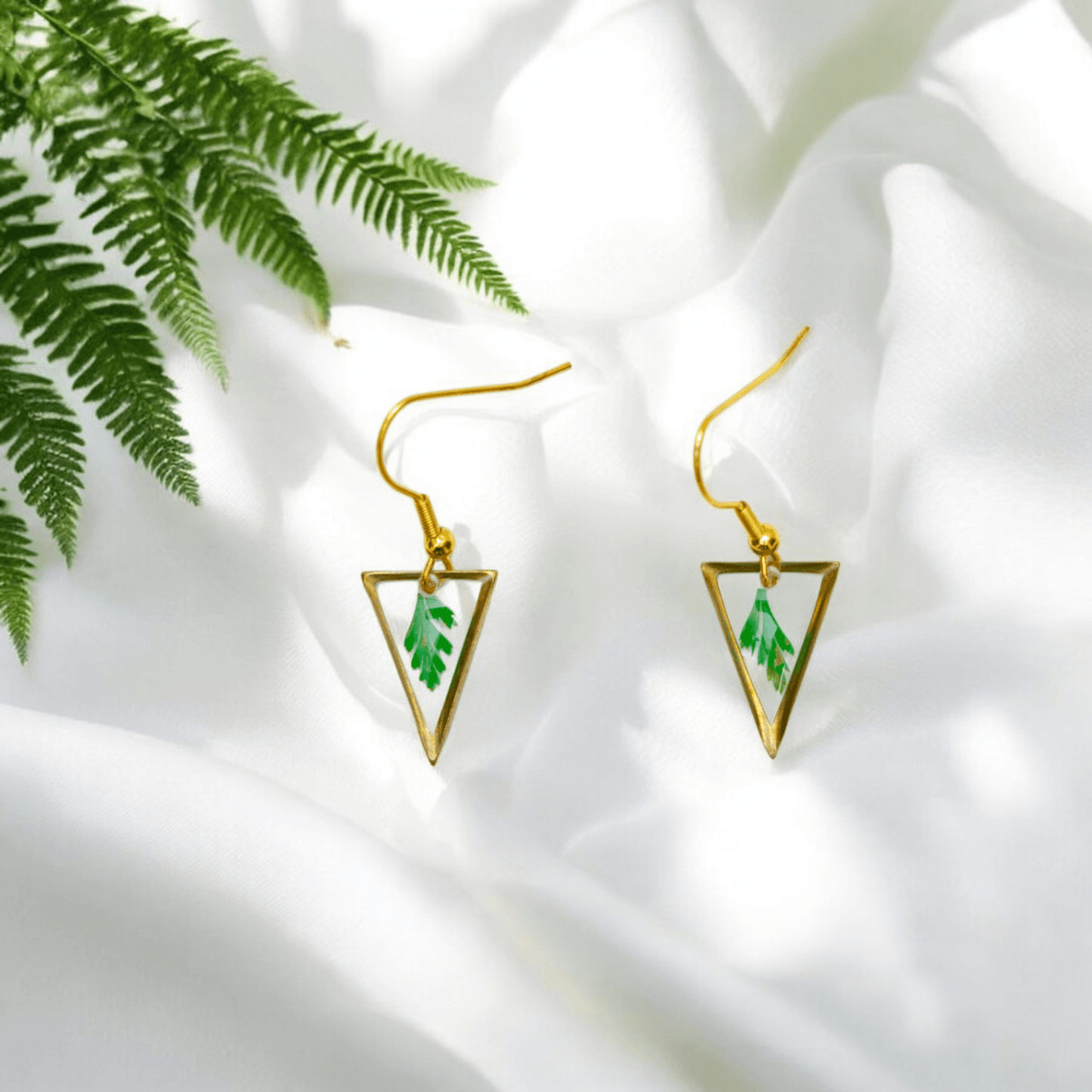 Fern Earrings | Real Flower Jewellery | Elnorah Jewellery | Fern | Gifts for women | Earrings for women | Minimalistic