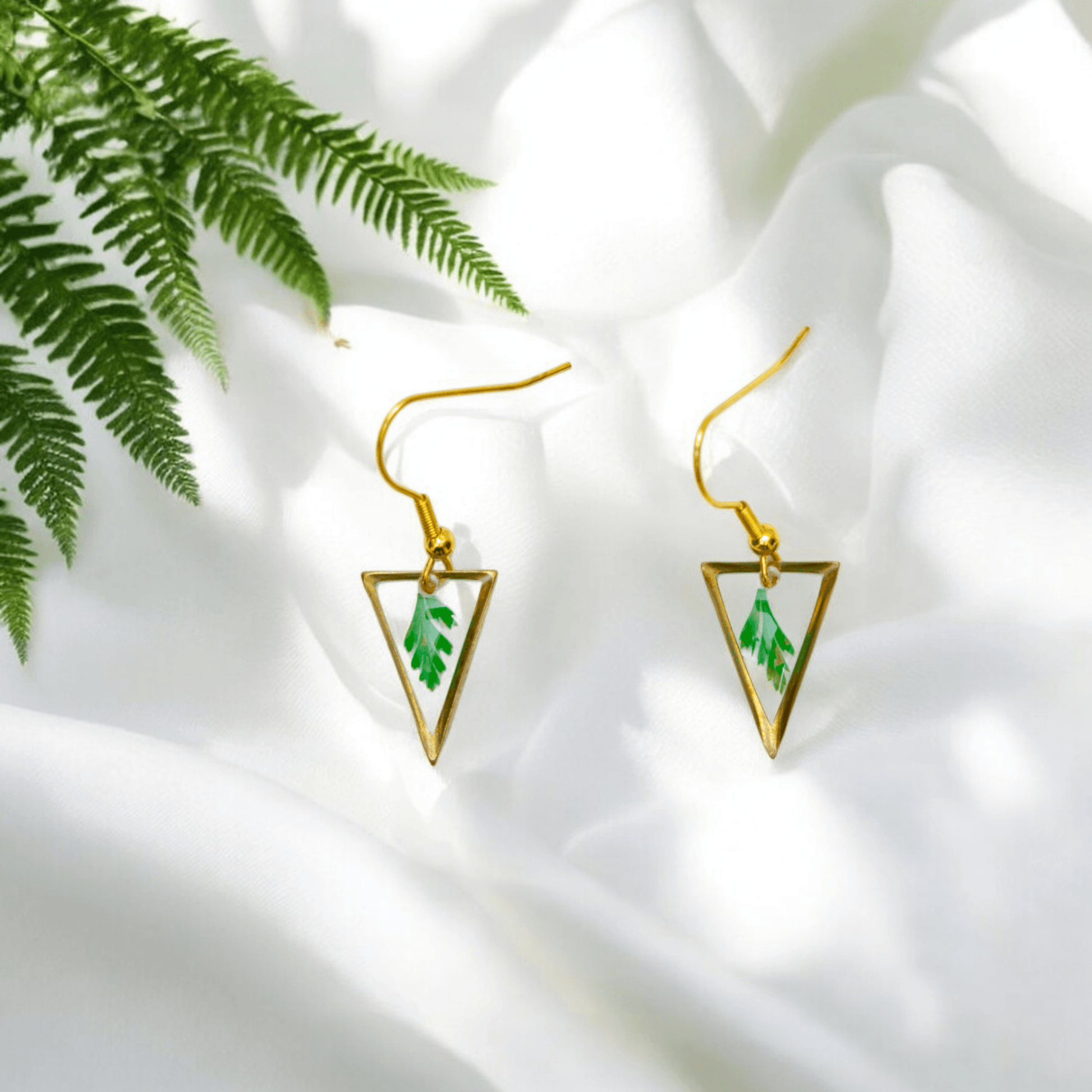 Fern Earrings | Real Flower Jewellery | Elnorah Jewellery | Fern | Gifts for women | Earrings for women | Minimalistic