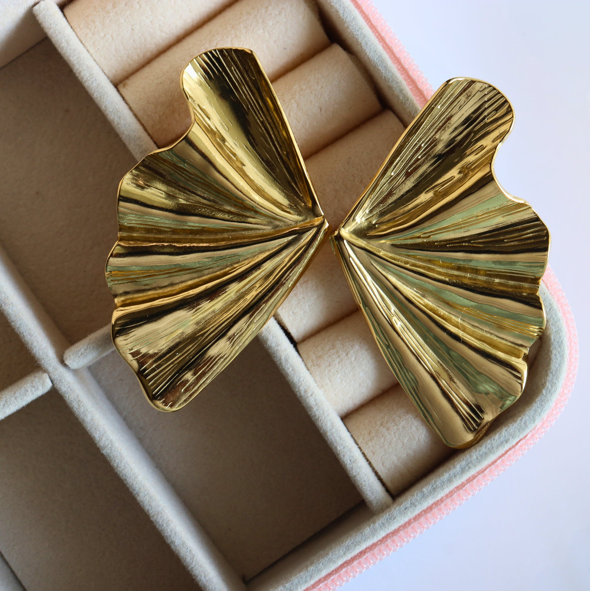 Glided seashell earrings | Waterproof stainless steel earrings for women | Shell earrings