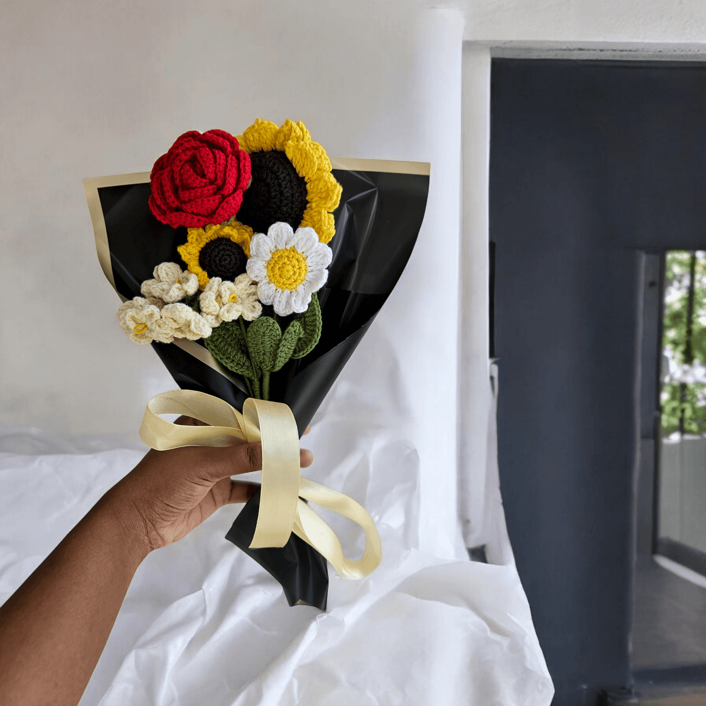 Golden Bloom Love Bouquet | Valentines day gift | Flower bouquet for valentines day