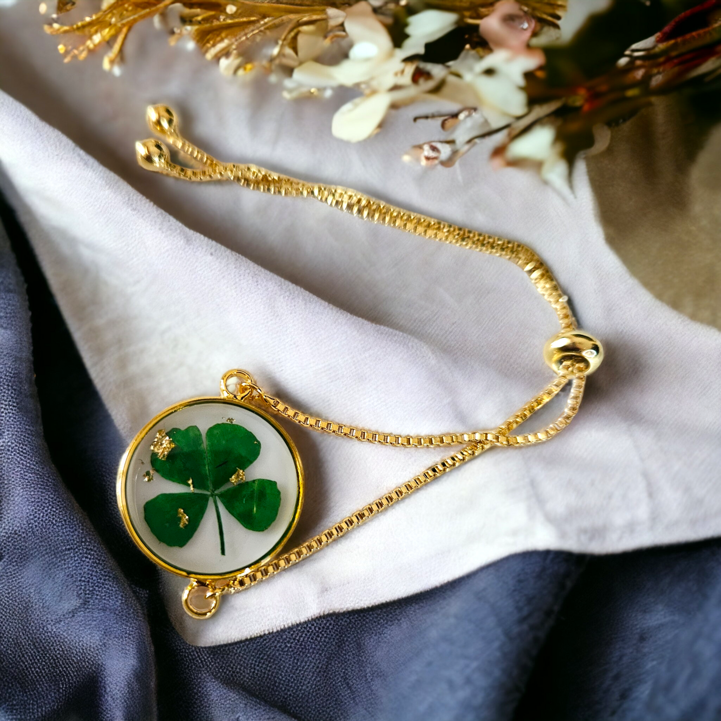 Clover Bracelet | Real Flower Jewellery | Elnorah Jewellery | Clover Leaf