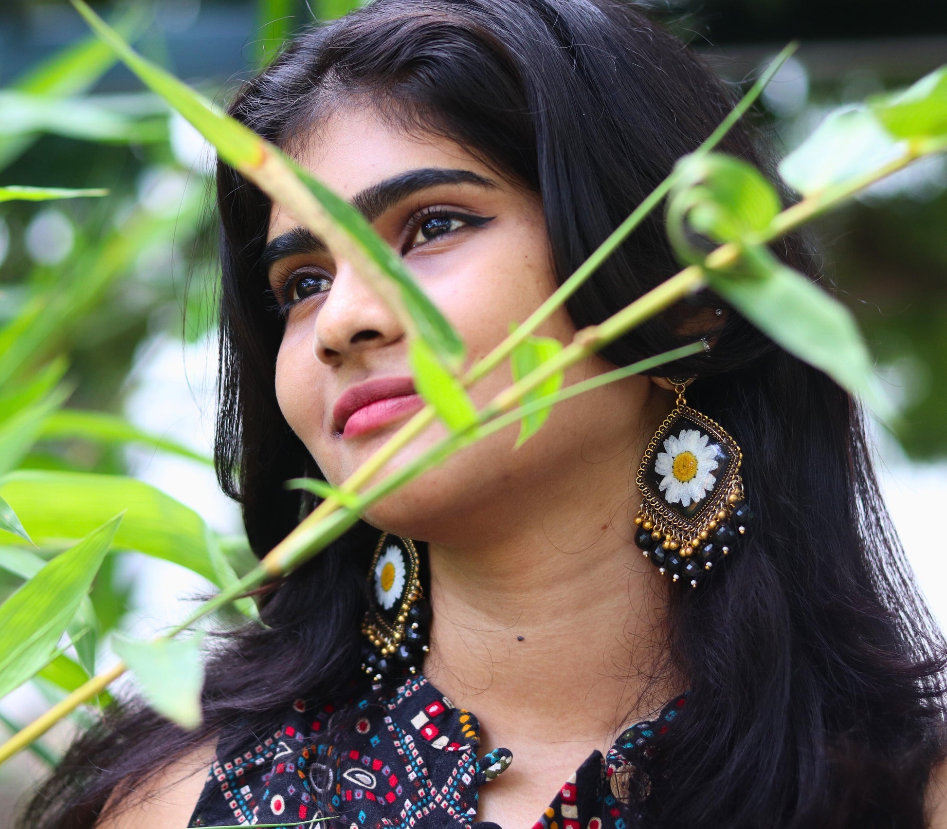 Midnight Daisy Jhumka | Real flower Jewellery | Floral Jhumka