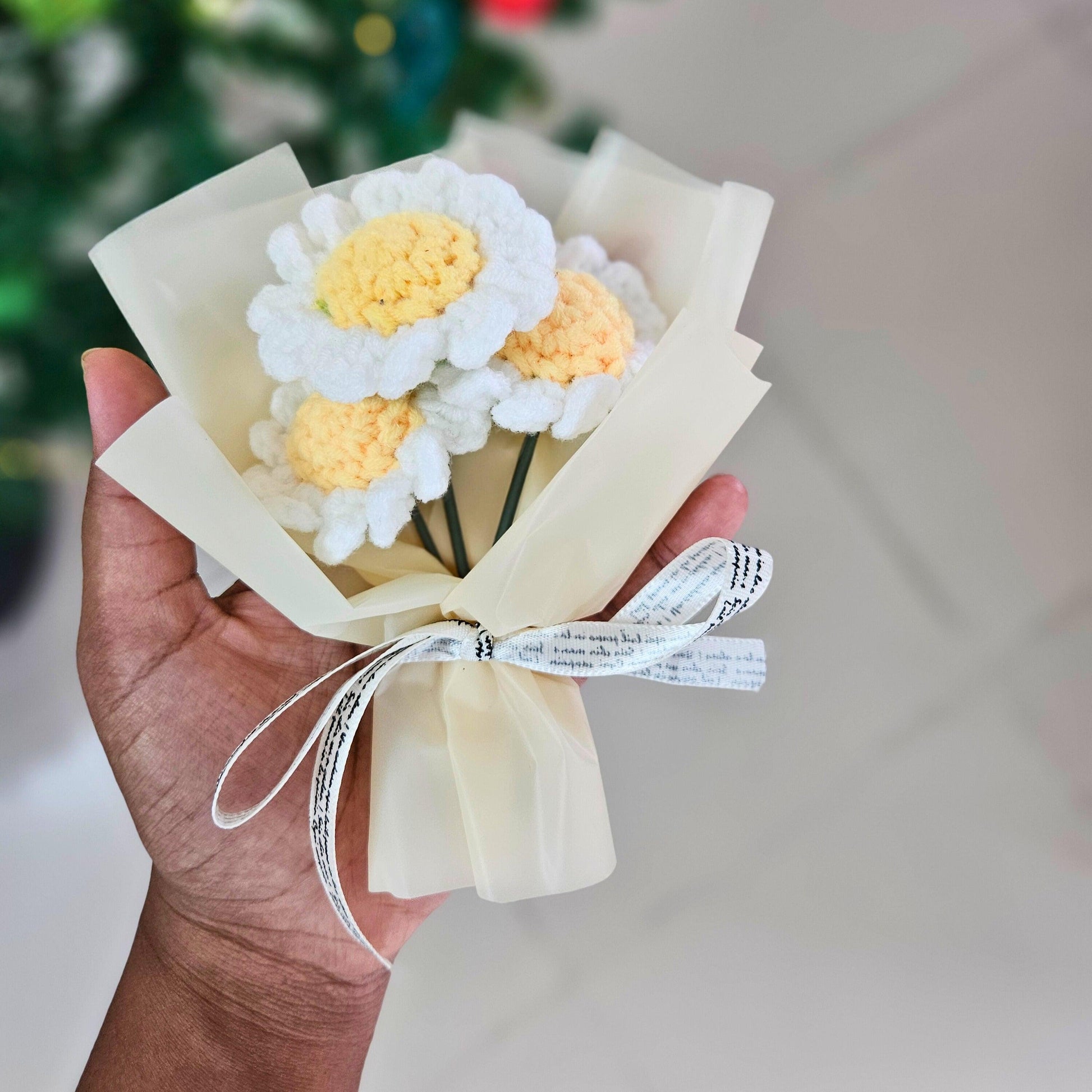 Pure Bliss Mini Daisy Bouquet | Crochet mini bouquet | Mini bouquet gift | Valentines day gift | Elnorah