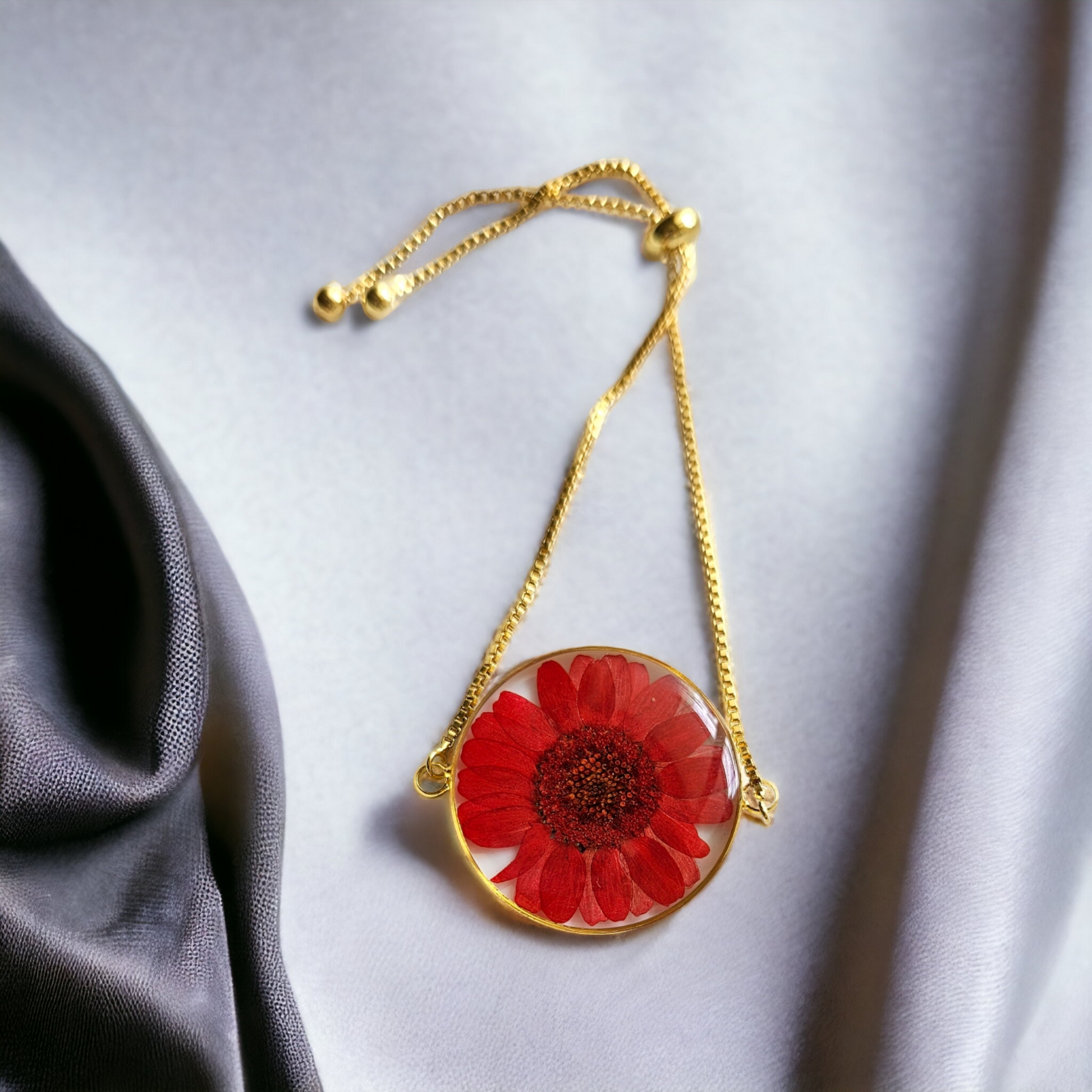 Red Daisy Bracelet Collection | Real Flower Jewellery