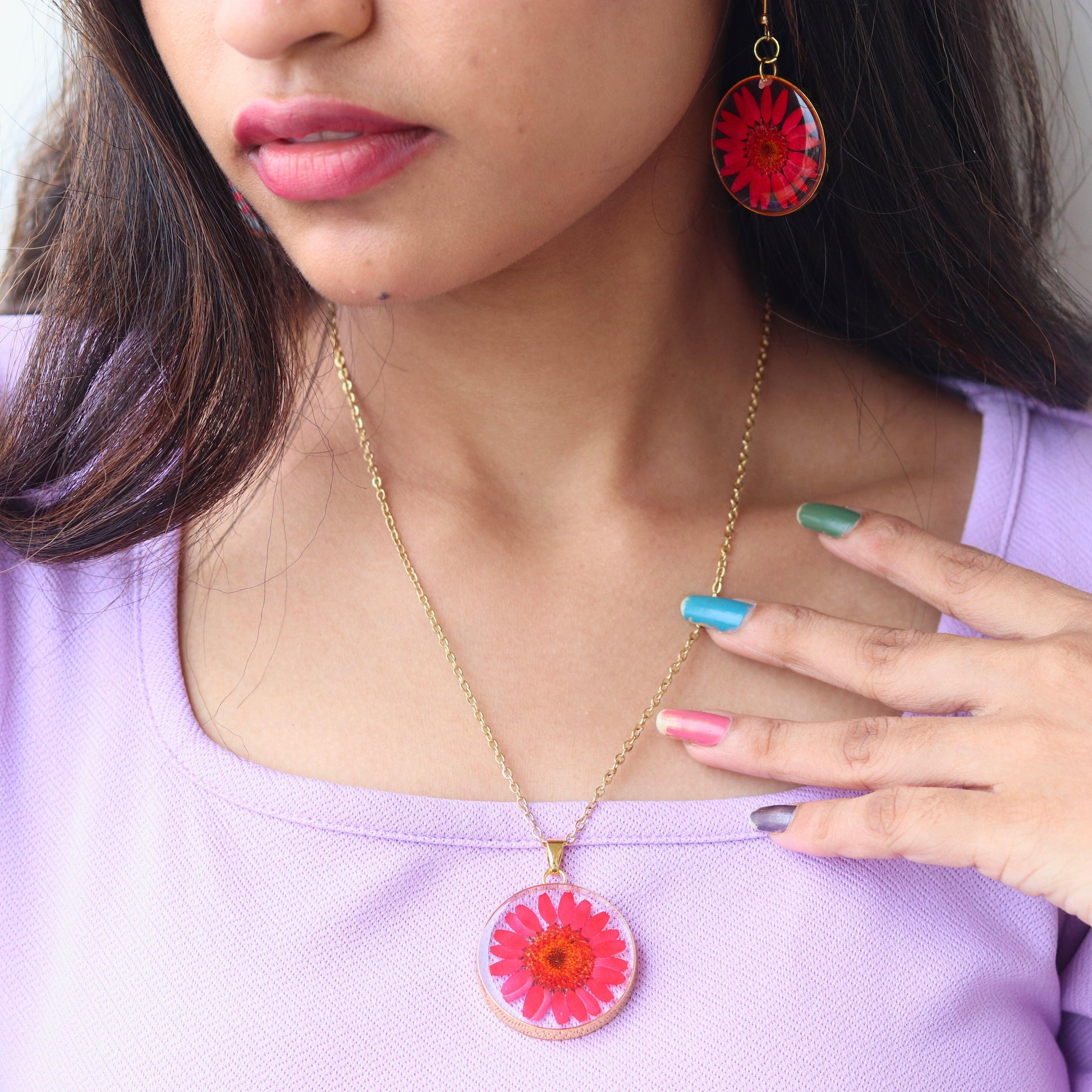 Red Daisy Jewellery Set | Real Flower Jewellery | Elnorah Botanical Jewellery