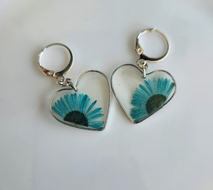 Blue Daisy Earrings | Real Flower Jewellery | Elnorah Jewellery