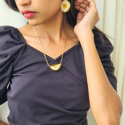 Daisy Crescent Necklace | Jewellery for Women | Floral Necklace for women | Gifts for women
