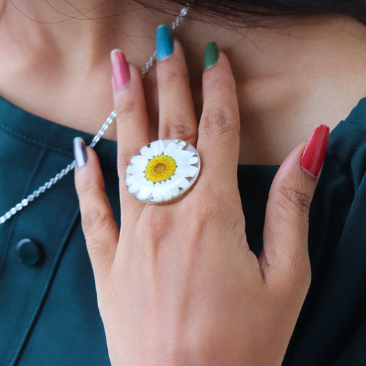 Daisy Ring | Gifts for Women | Ring | Real Flower Jewellery for Women | Elnorah