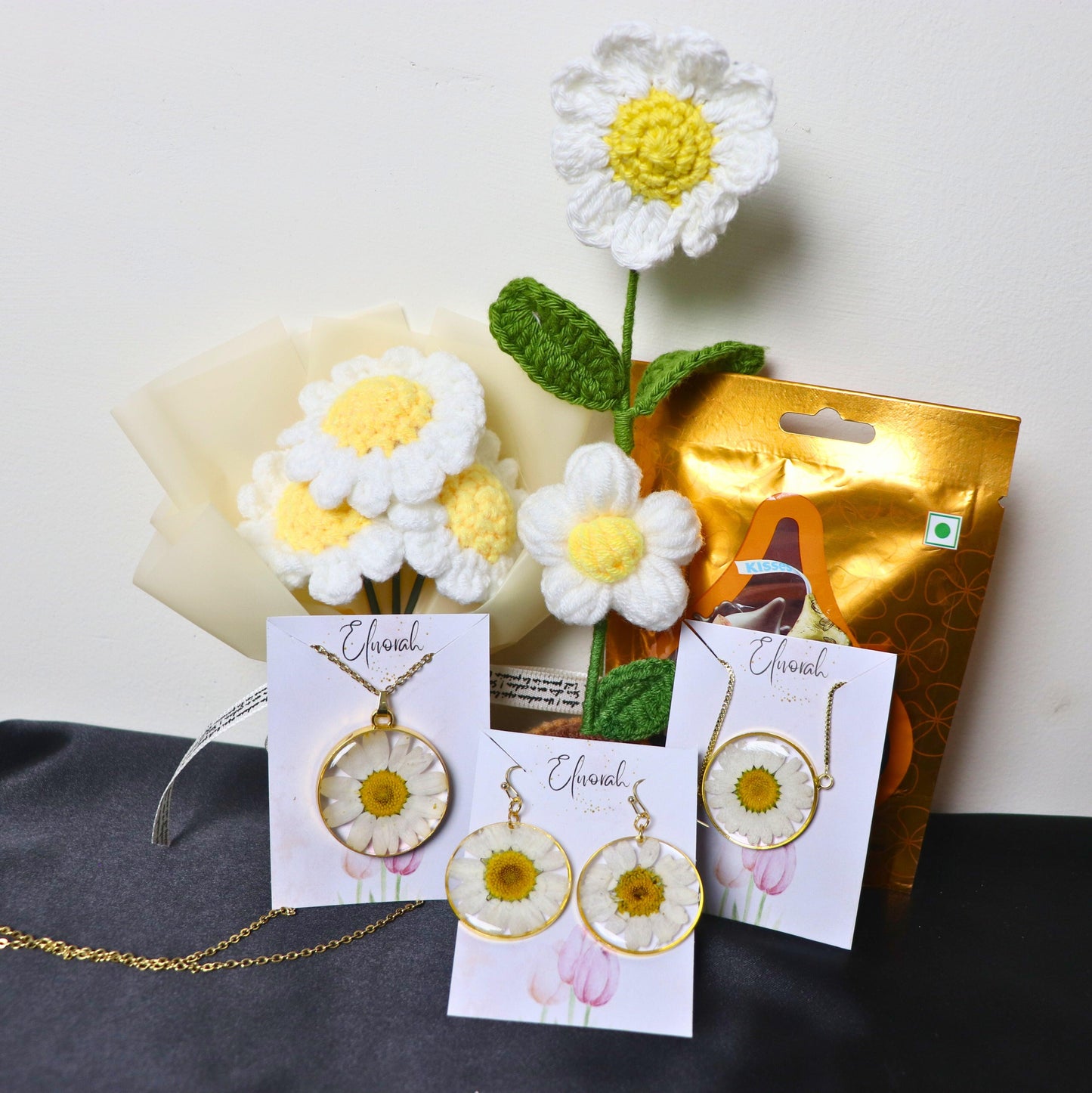 Eternal Daisy Bliss Gift Box | Valentines day | Valentines day gift hamper | White daisy set