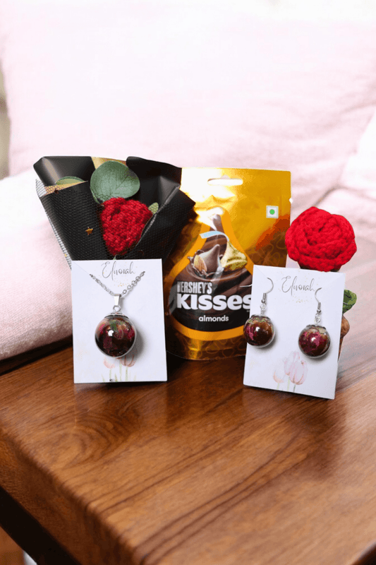 Eternal Rose Proposal Gift Hamper