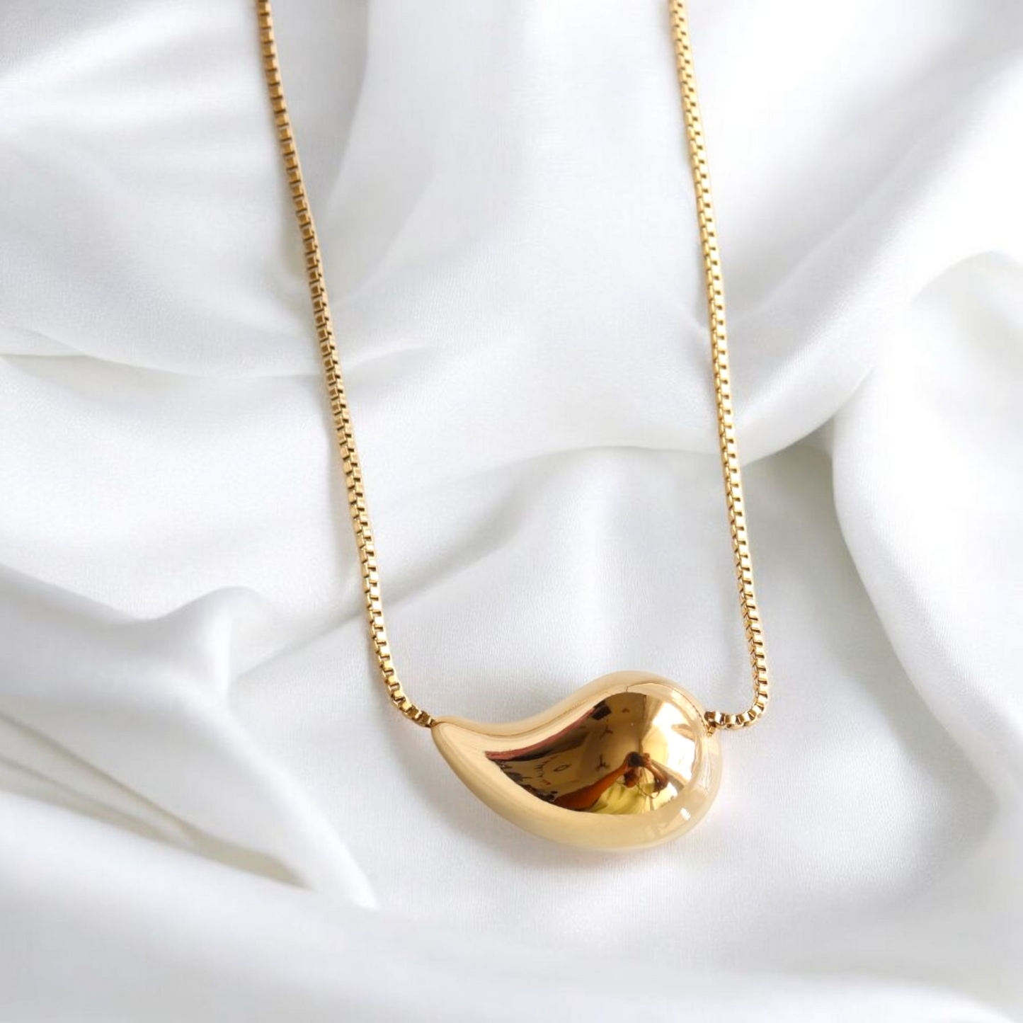 Golden Teardrop Necklace | Waterproof stainless steel Necklace for Women