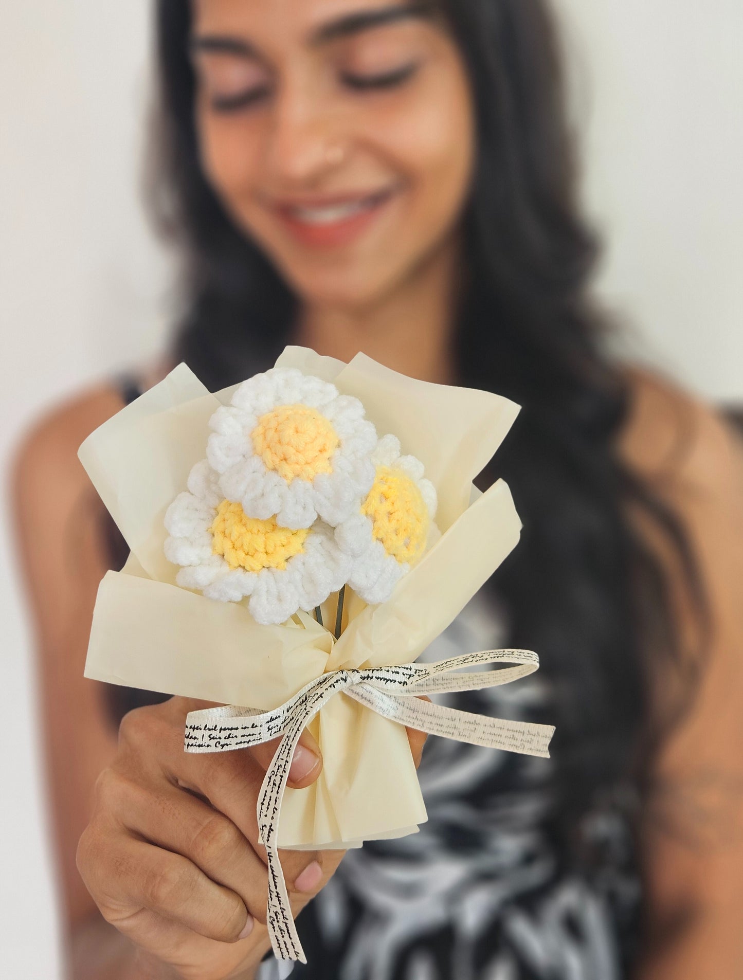 Pure Bliss Mini Daisy Bouquet | Crochet mini bouquet | Mini bouquet gift | Valentines day gift | Elnorah