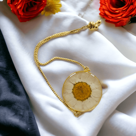 Whtie Daisy Bracelet | Adjustable bracelet for women | Floral bracelet