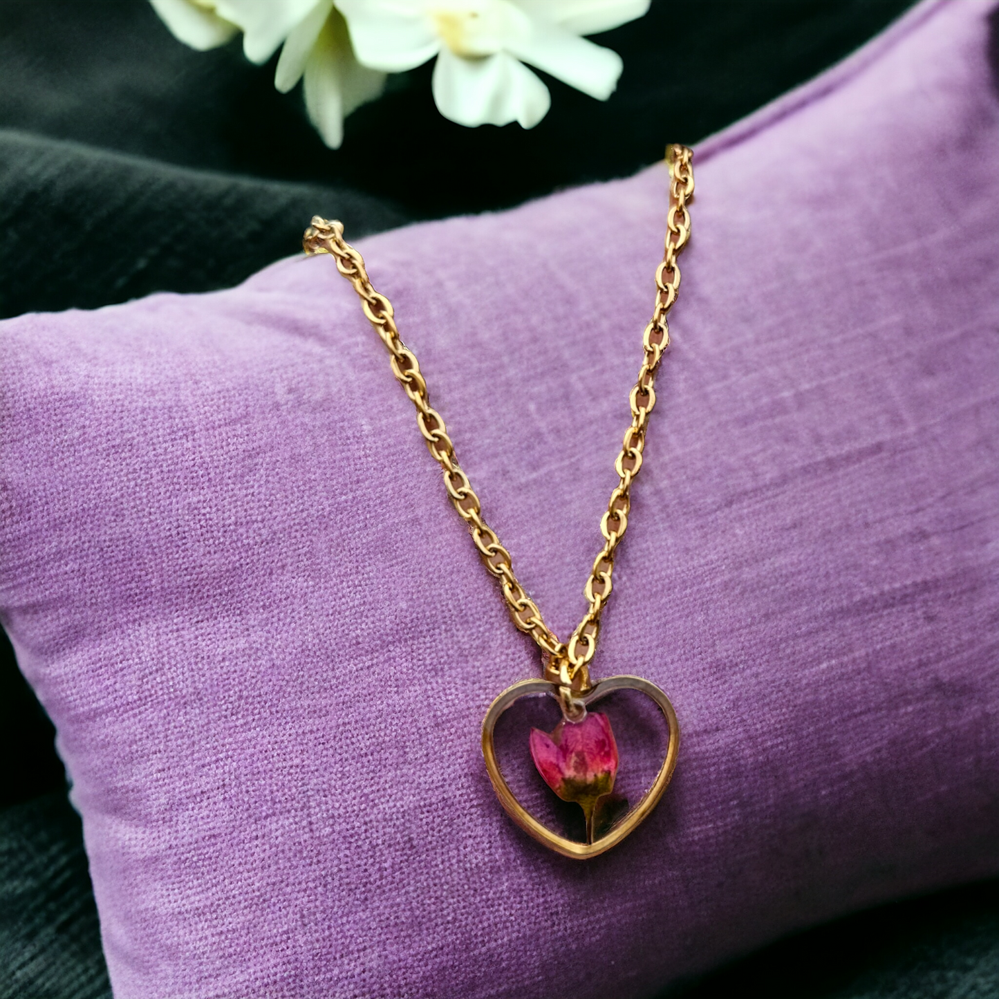 Tulip Heart Treasure Necklace | Real Flower Jewellery | Elnorah