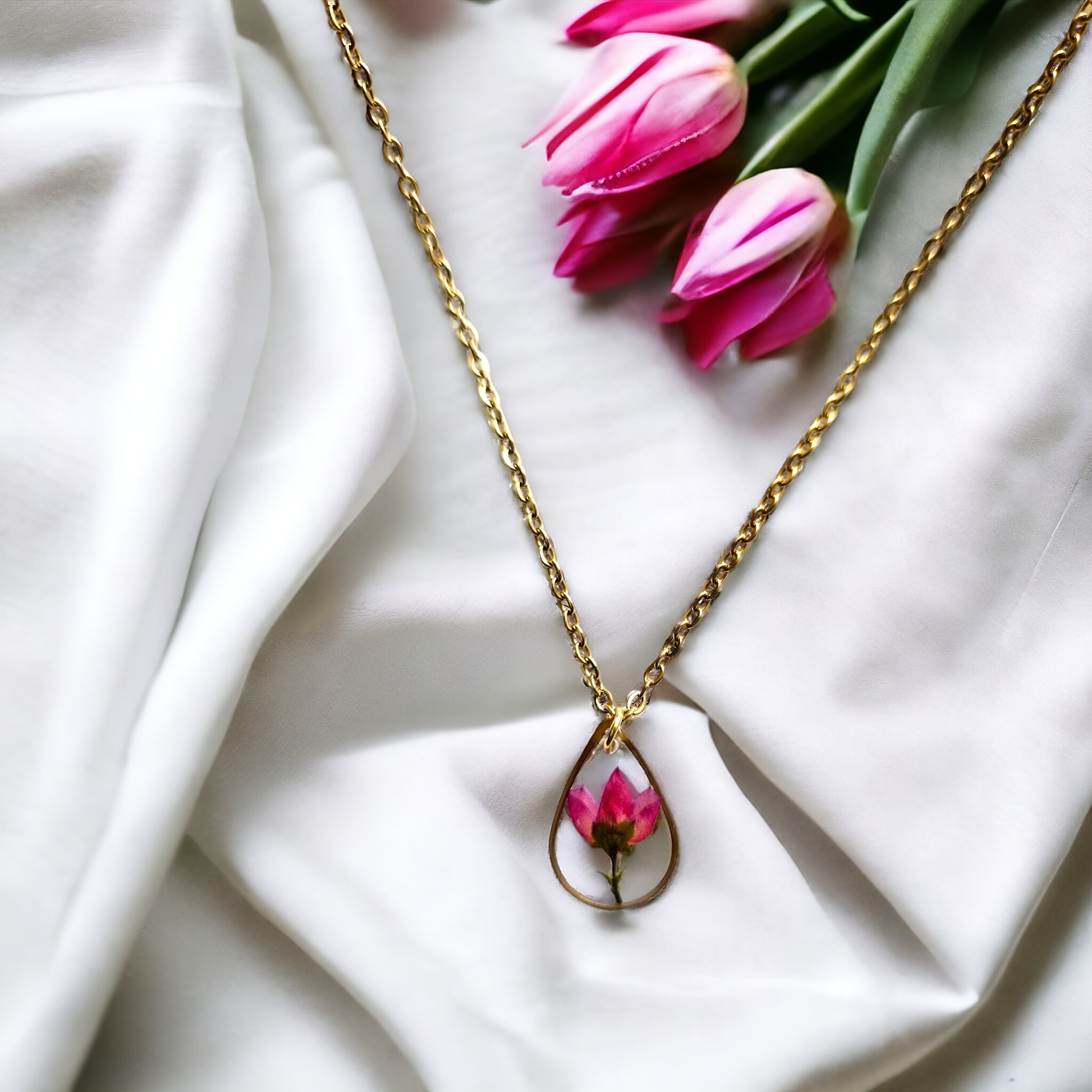 Tulip Bloom Necklace Tear Drop | Real Flower Jewellery | Botanical Elnorah Jewellery